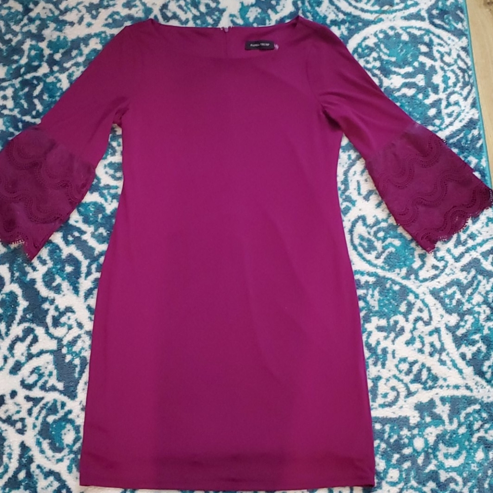 Knee-length formal cocktail dress: lace sleeves